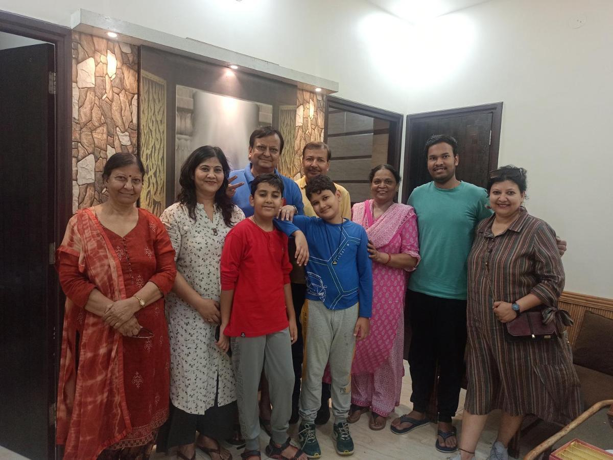 4N Homestay Amritsar Luaran gambar