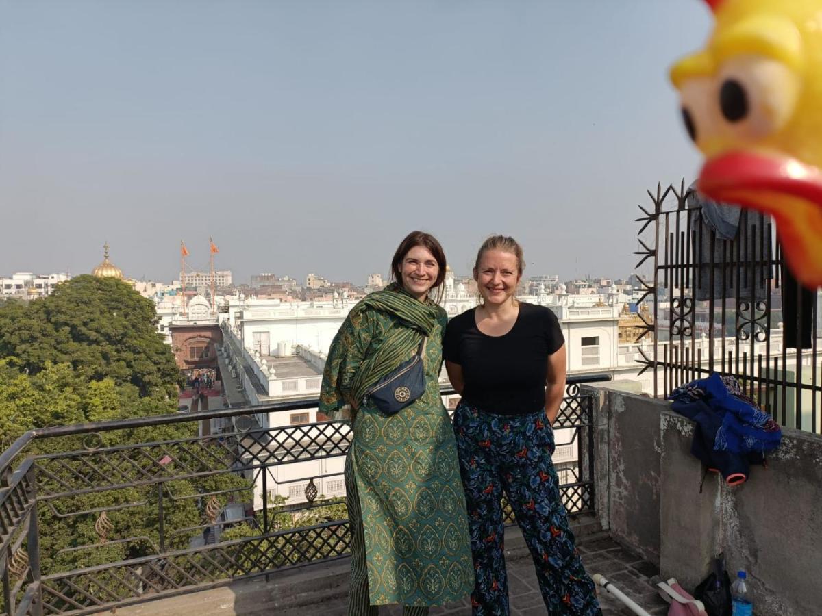 4N Homestay Amritsar Luaran gambar