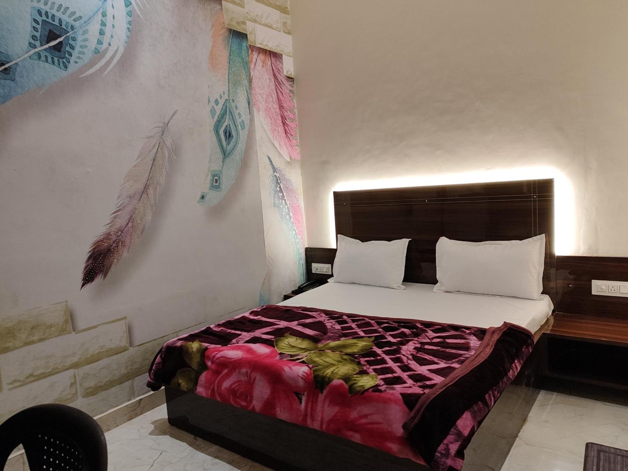 4N Homestay Amritsar Luaran gambar