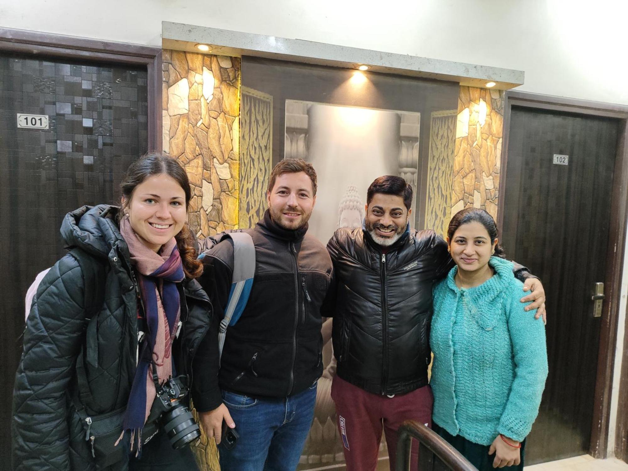 4N Homestay Amritsar Luaran gambar